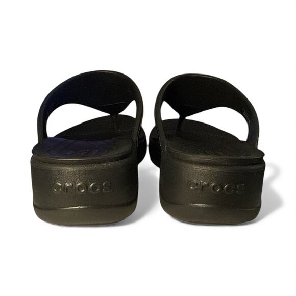 Crocs Monterey Hammered Metallic Wedge Sandals Black Silver 206308 Womens 7 - Picture 7 of 8